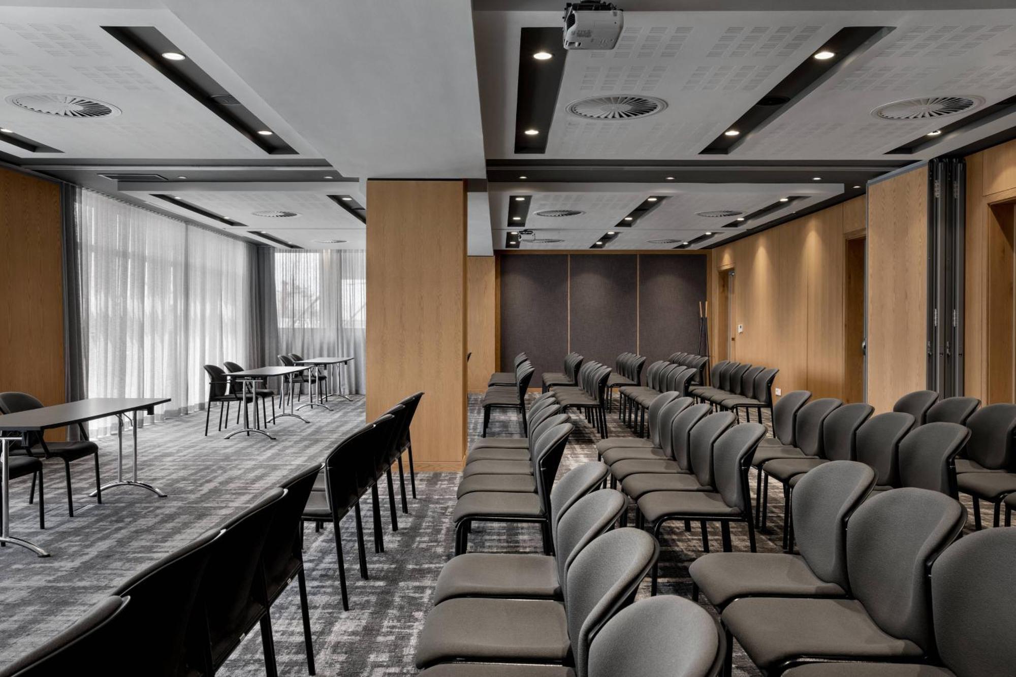 Ac By Marriott Waterfront 4*