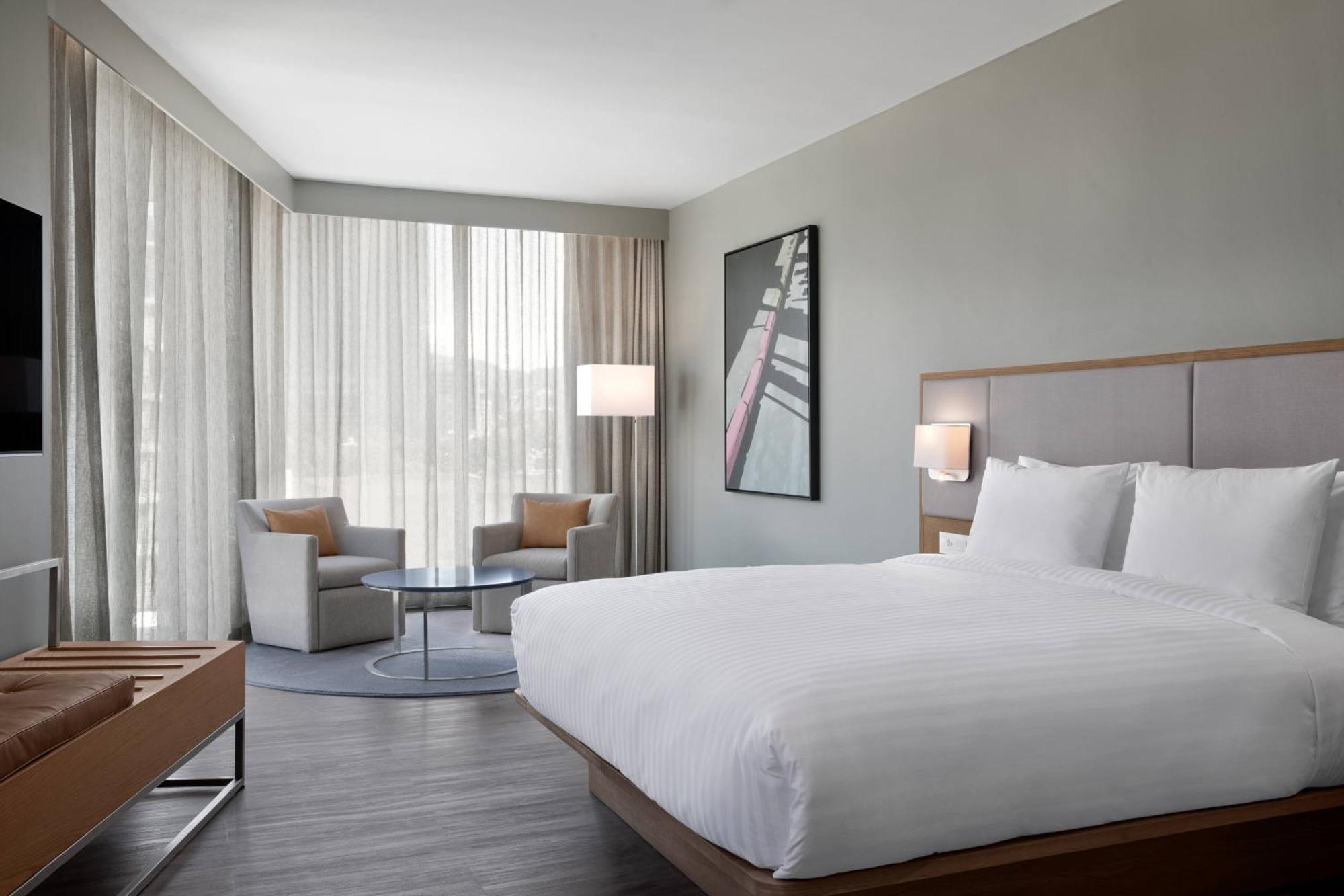 Ac By Marriott Waterfront