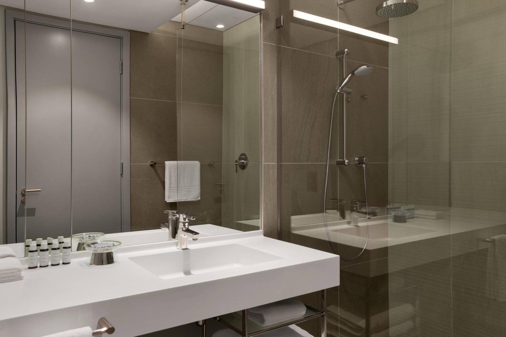 Hotel Ac By Marriott Waterfront Cape Town