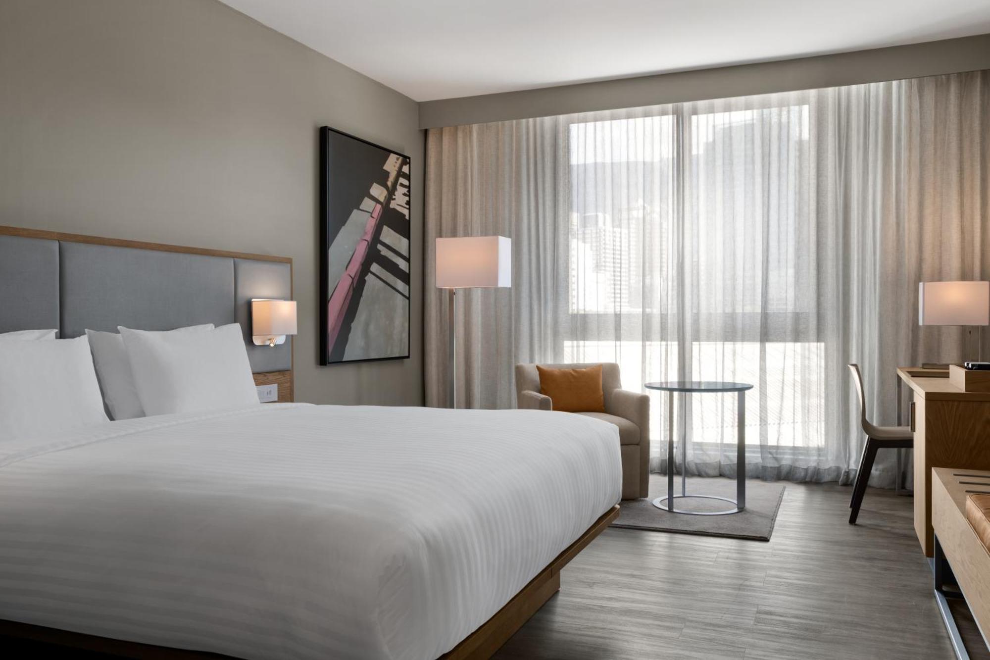 Ac By Marriott Waterfront Hotel