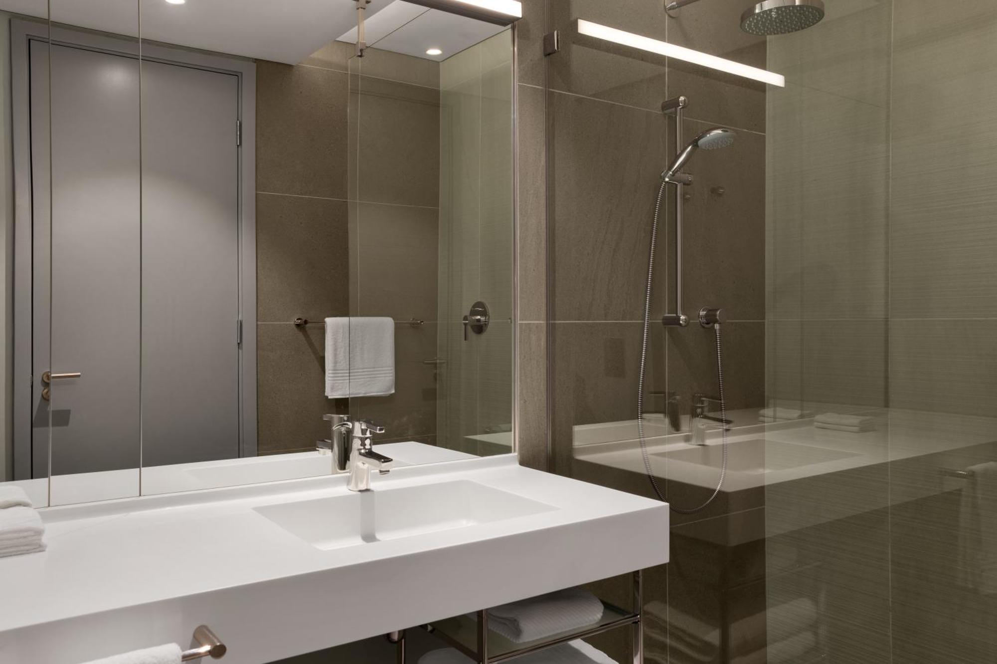 Hotel Ac By Marriott Waterfront